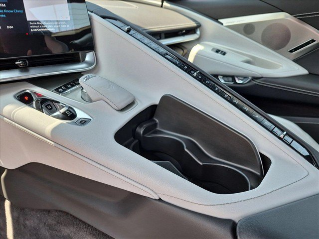 Used 2024 Chevrolet Corvette Stingray Preferred Conv RWD image 25