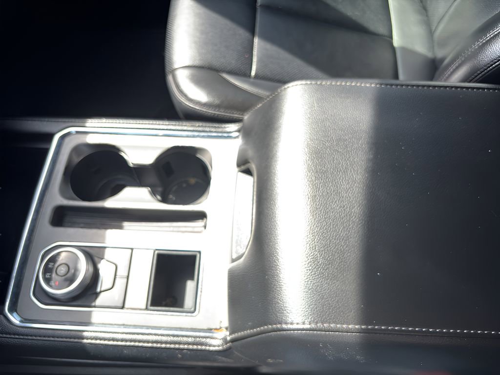 Used 2020 Ford Expedition XLT w/ Equipment Group 202A image 26