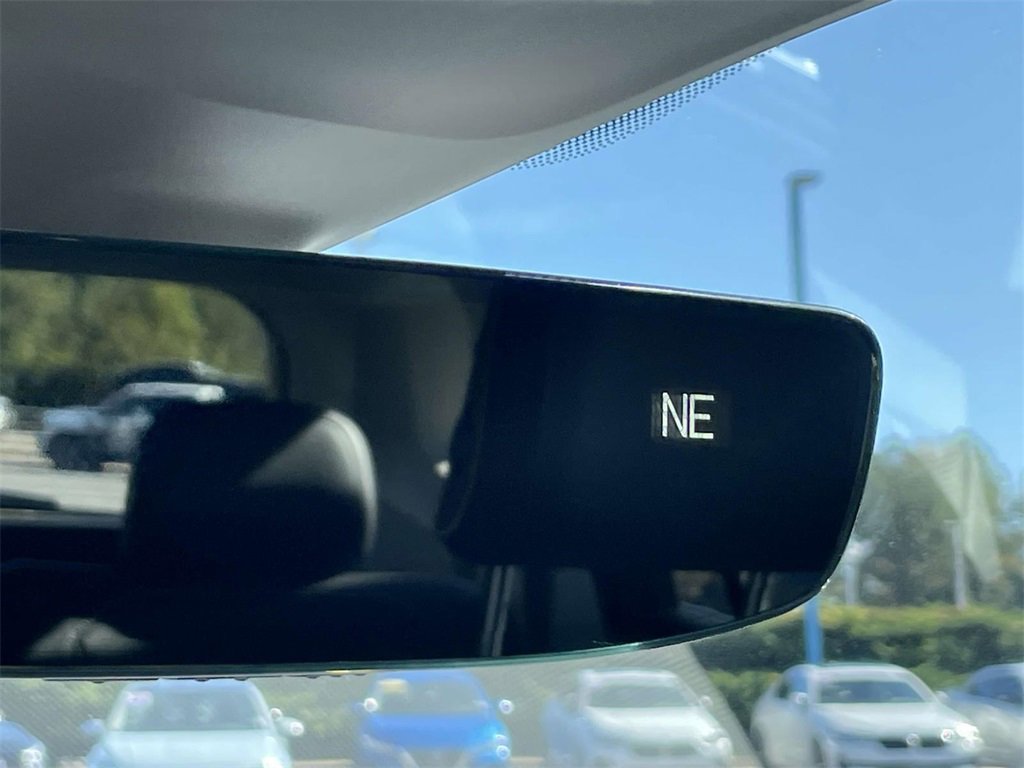 Certified 2022 Volkswagen Tiguan SE image 23