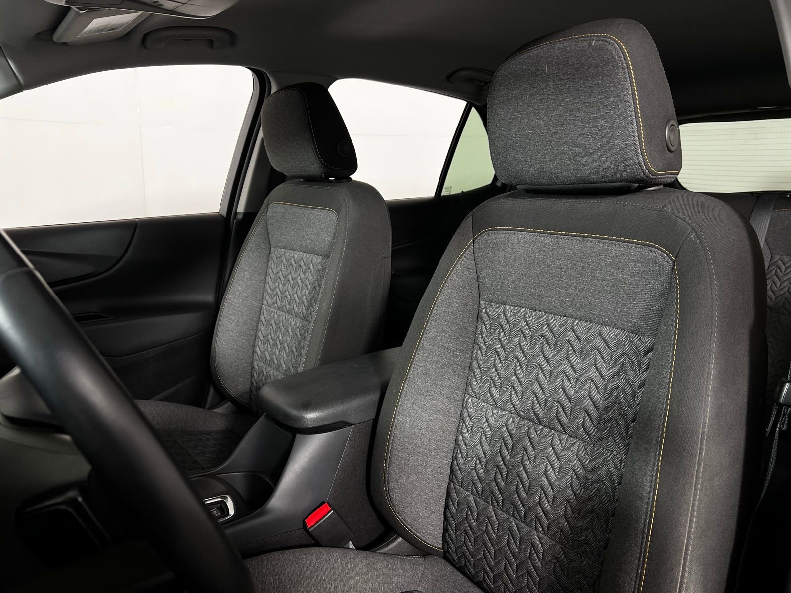 Used 2024 Chevrolet Equinox LT image 13