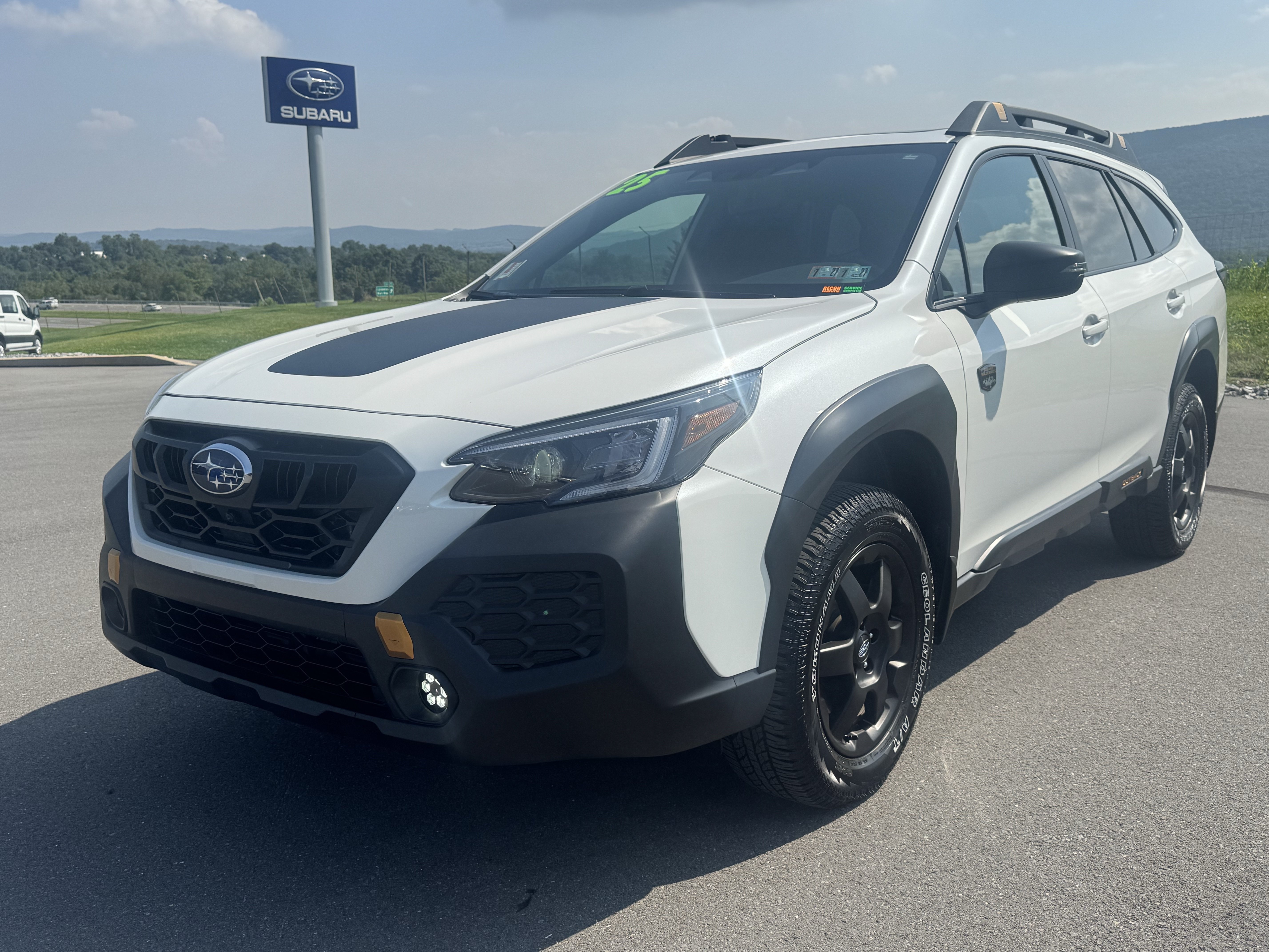 Certified 2025 Subaru Outback Wilderness AWD/4WD image 8