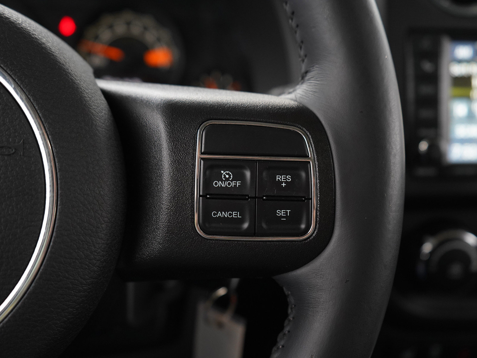 Used 2015 Jeep Patriot High Altitude image 24
