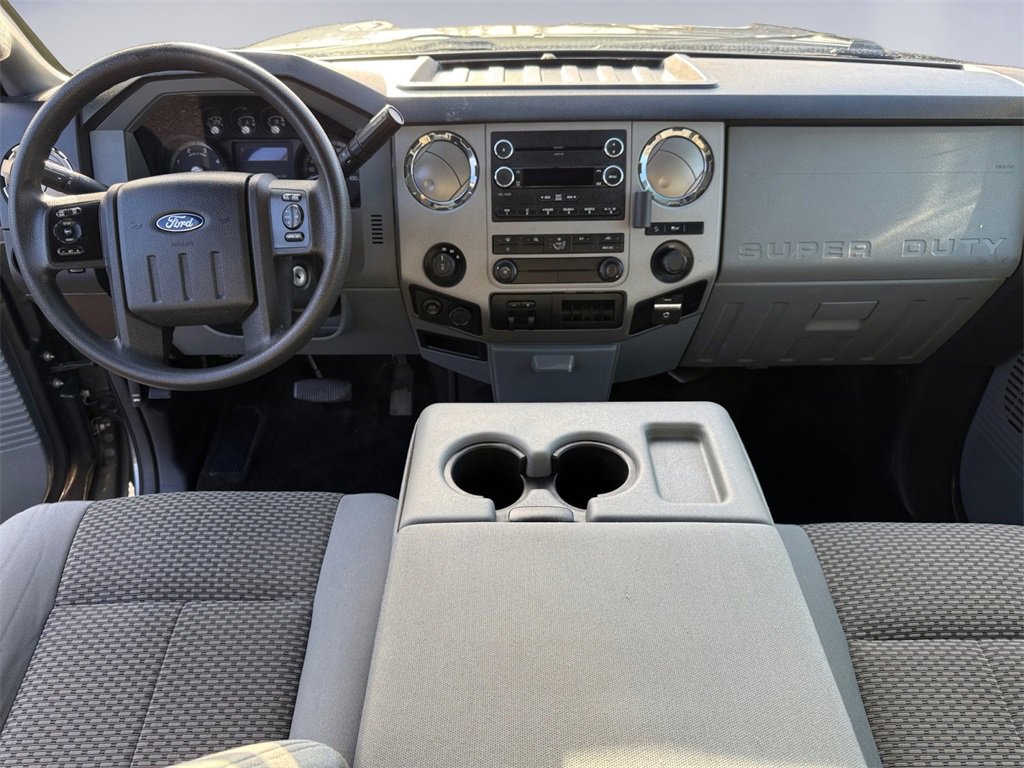 Used 2015 Ford F250 XLT w/ XLT Interior Package image 12