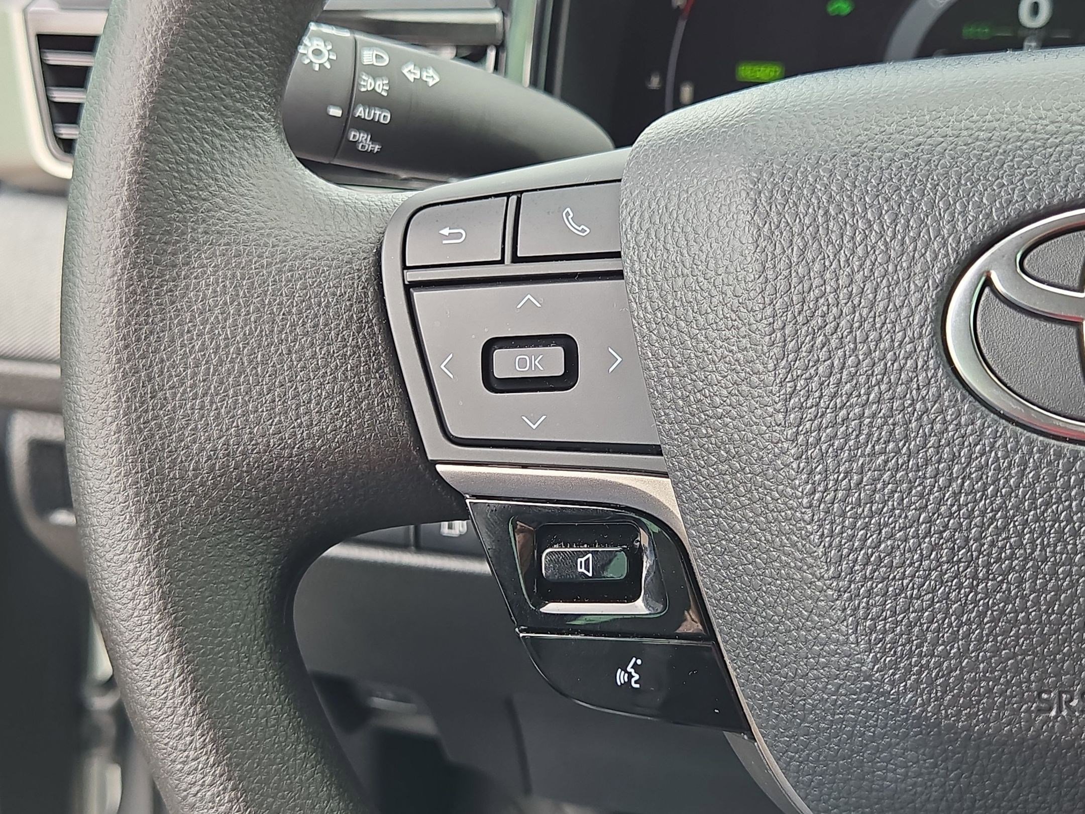 Used 2026 Toyota Camry LE FWD image 20