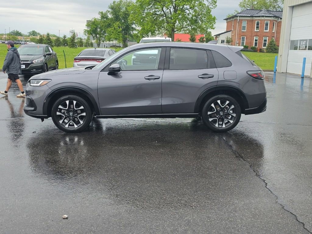 Certified 2026 Honda HR-V EX-L image 4