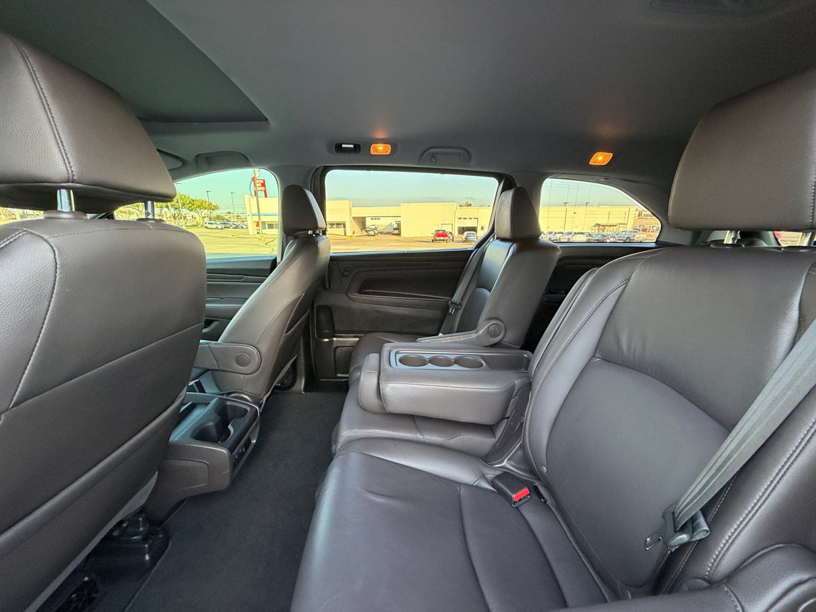 Used 2018 Honda Odyssey EX-L image 17