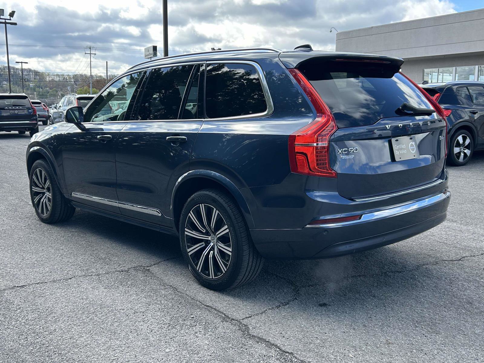 Certified 2024 Volvo XC90 B6 Core w/ Protection Package Premier image 5