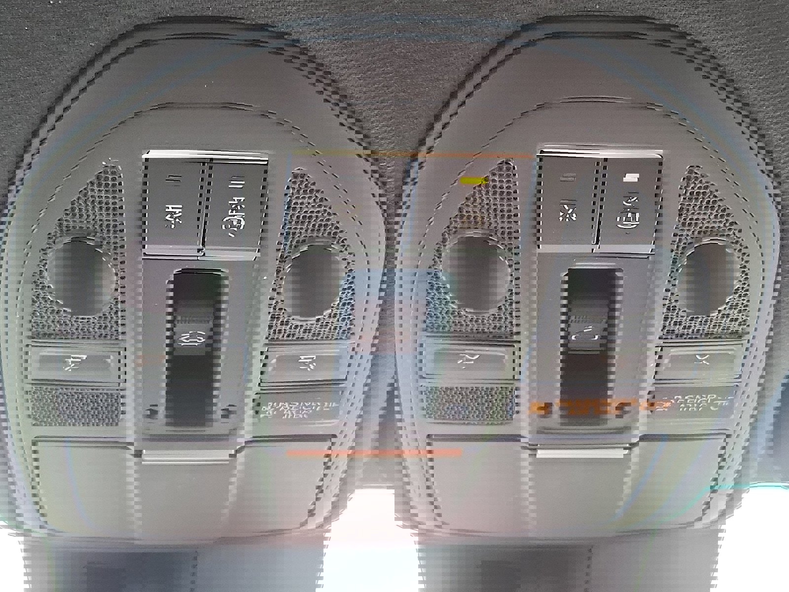 Used 2023 Genesis G70 2.0T w/ Sport Prestige Package image 20