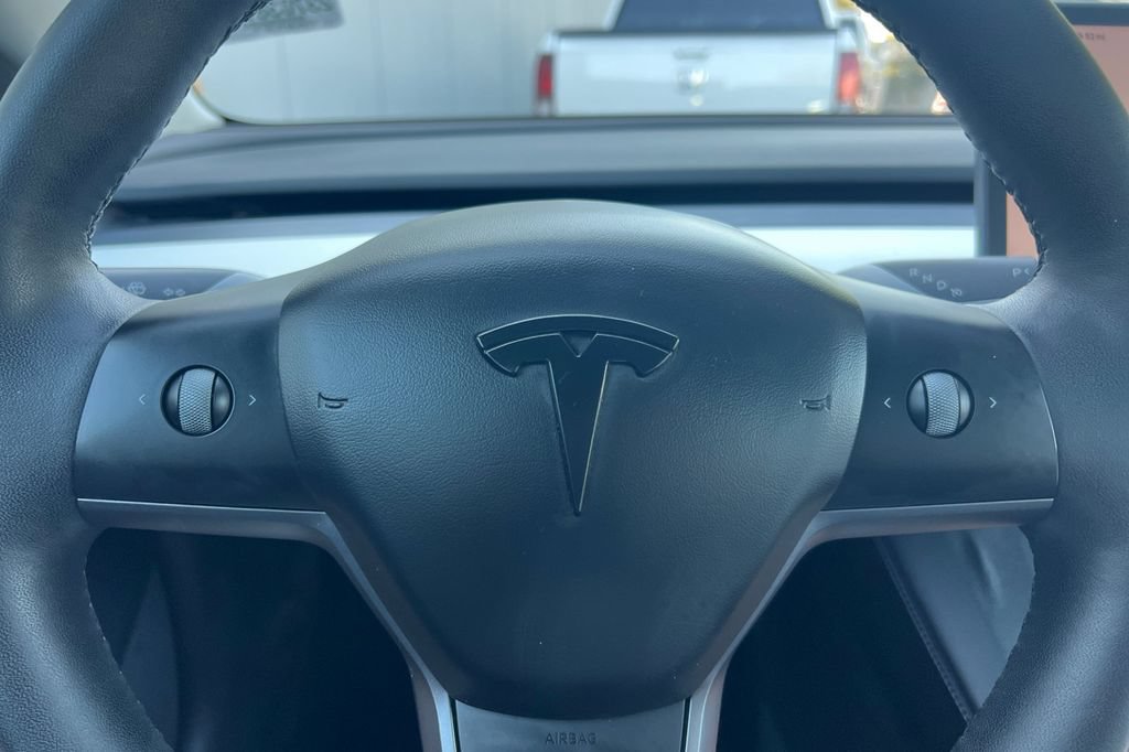 Used 2023 Tesla Model 3 Standard Range RWD image 22