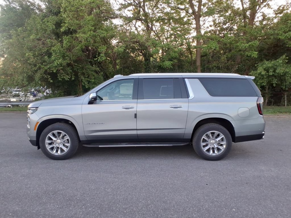 New 2026 Chevrolet Suburban Premier w/ Sun And Tow Package AWD/4WD image 6