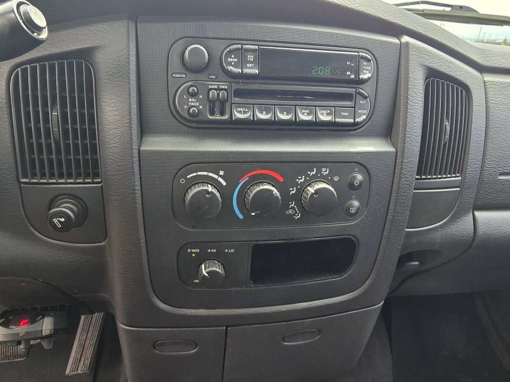 Used 2004 Dodge Ram 2500 Truck SLT w/ Off-Road Group AWD/4WD image 24