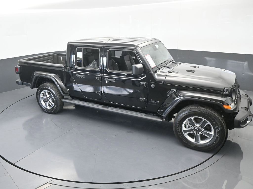 Used 2024 Jeep Gladiator Sport w/ Premium Package image 55