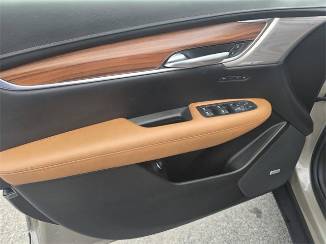 Used 2023 Cadillac XT5 Premium Luxury w/ Technology Package image 23