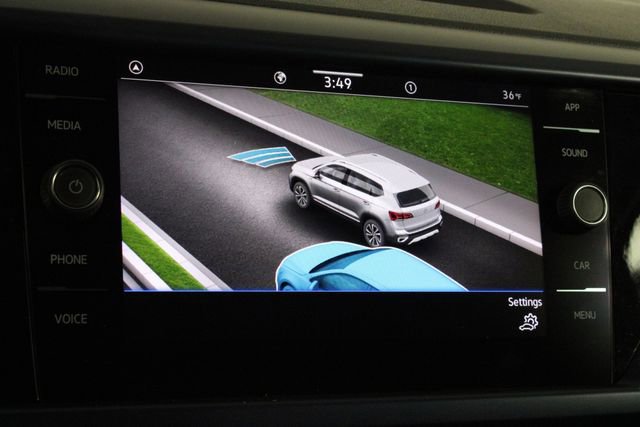 Used 2022 Volkswagen Taos SE image 36