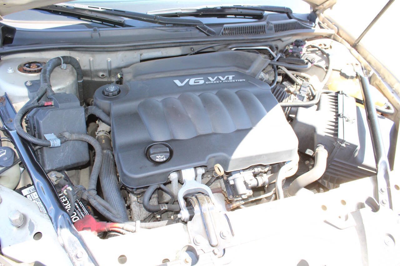 Used 2012 Chevrolet Impala LTZ FWD image 25