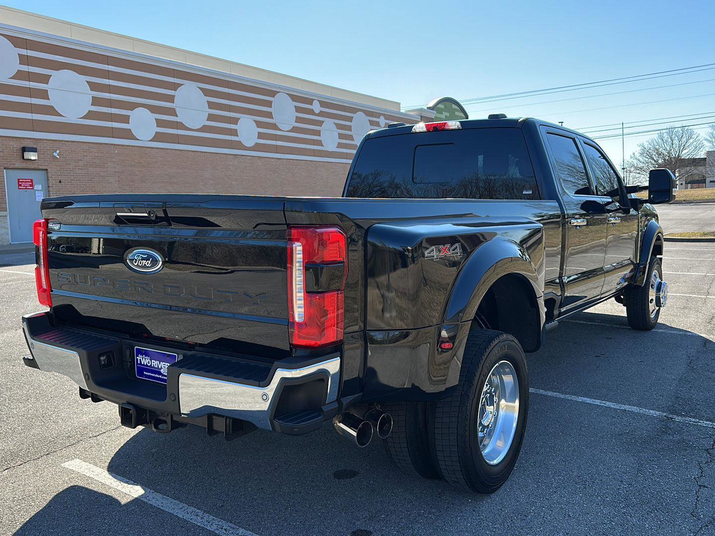 Certified 2023 Ford F450 Lariat w/ Lariat Ultimate Package image 6