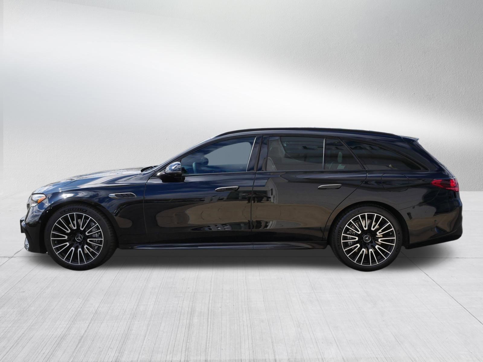 Used 2026 Mercedes-Benz E 53 AMG 4MATIC Sedan image 4