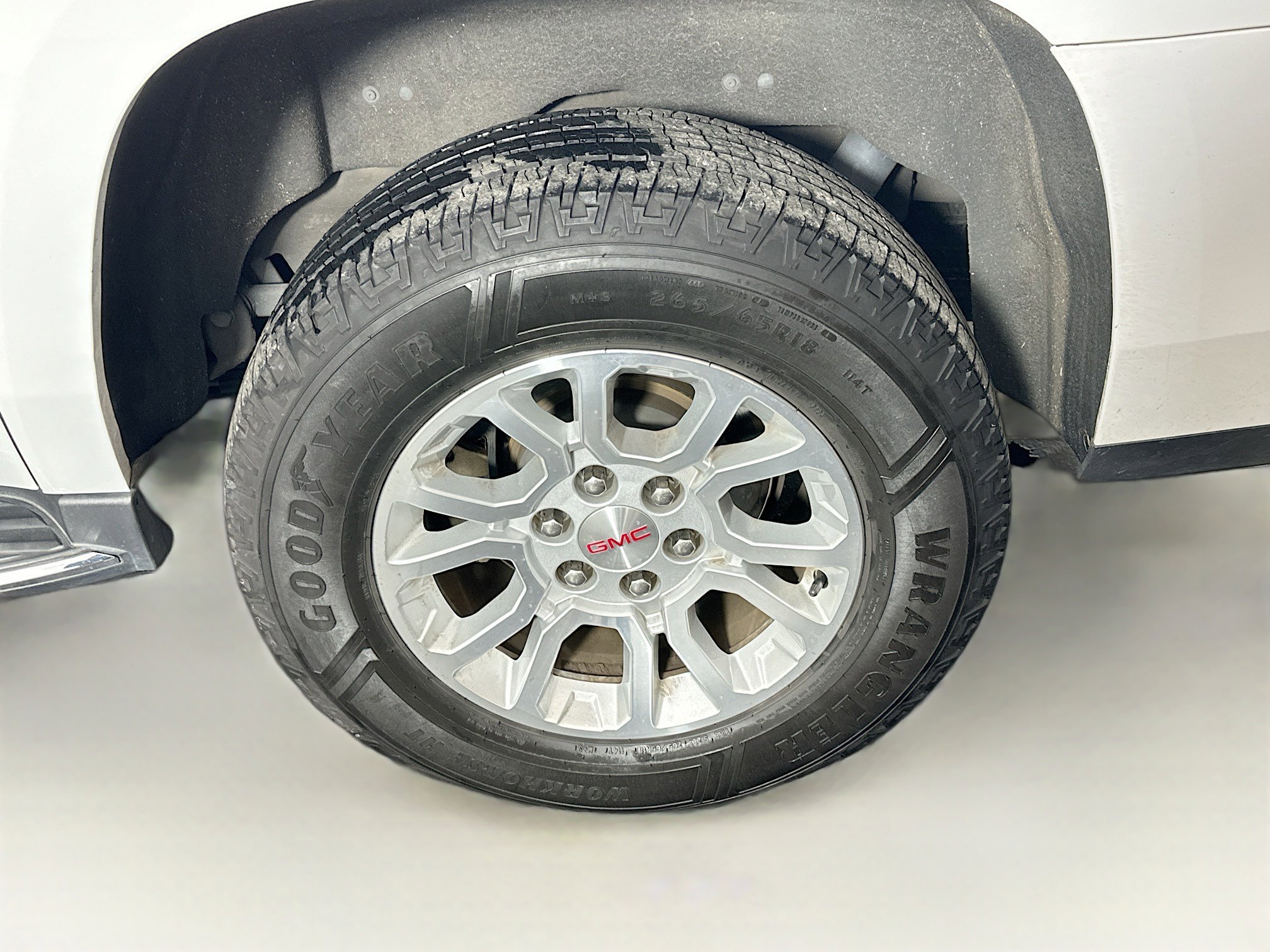 Used 2020 GMC Yukon XL SLT image 11