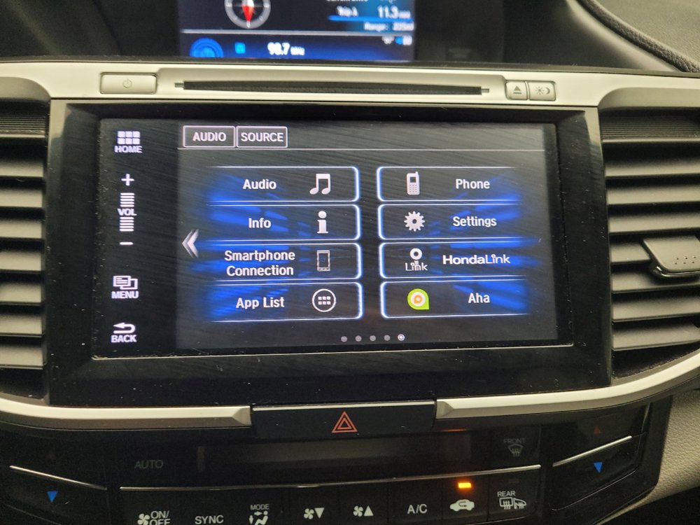 Used 2017 Honda Accord EX-L image 25