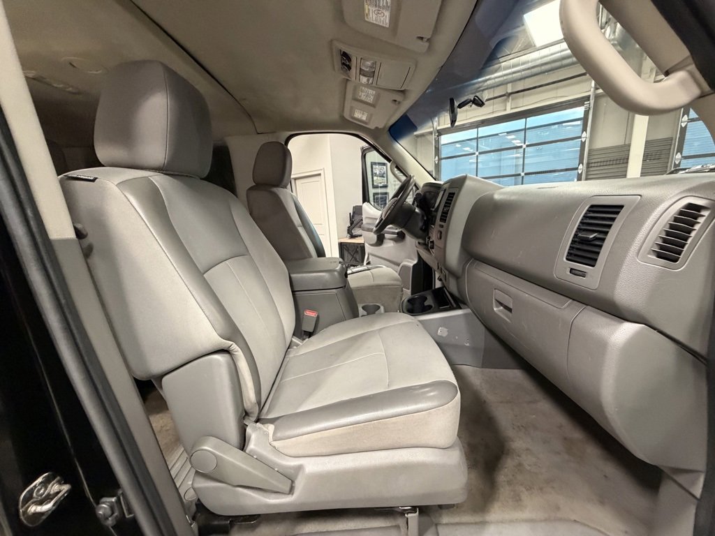 Used 2012 Nissan NV 3500 SV image 39