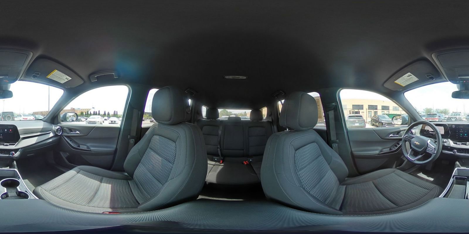 Used 2025 Chevrolet Equinox LT FWD image 43