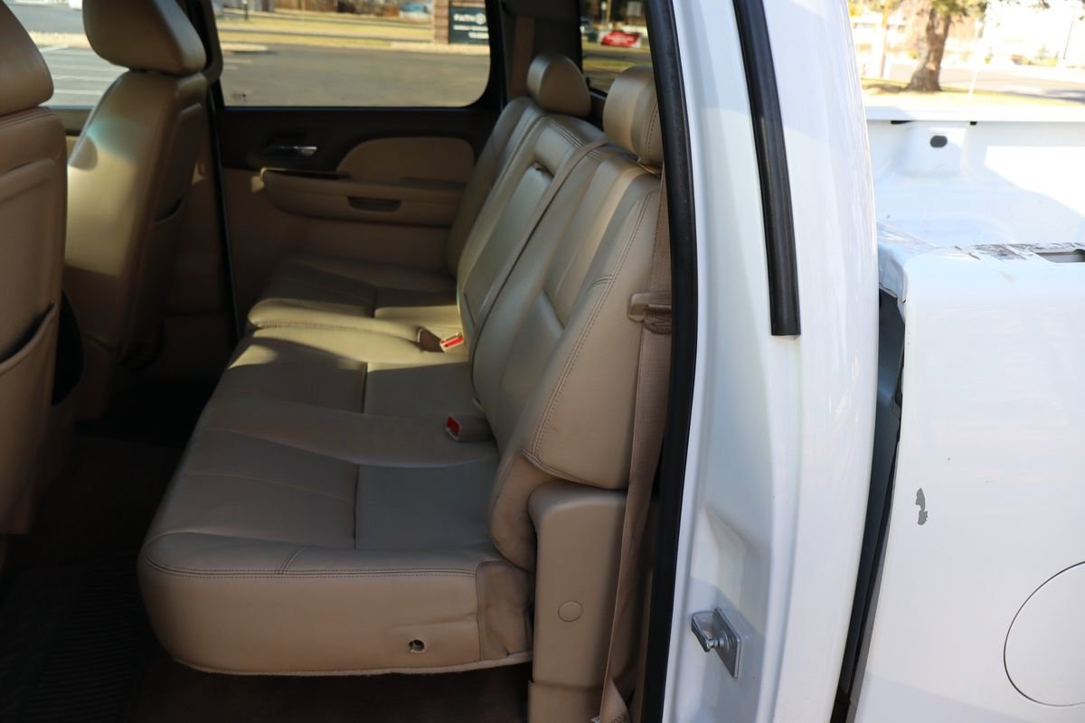 Used 2010 Chevrolet Silverado 2500 LTZ w/ Suspension Package, Off-Road image 20