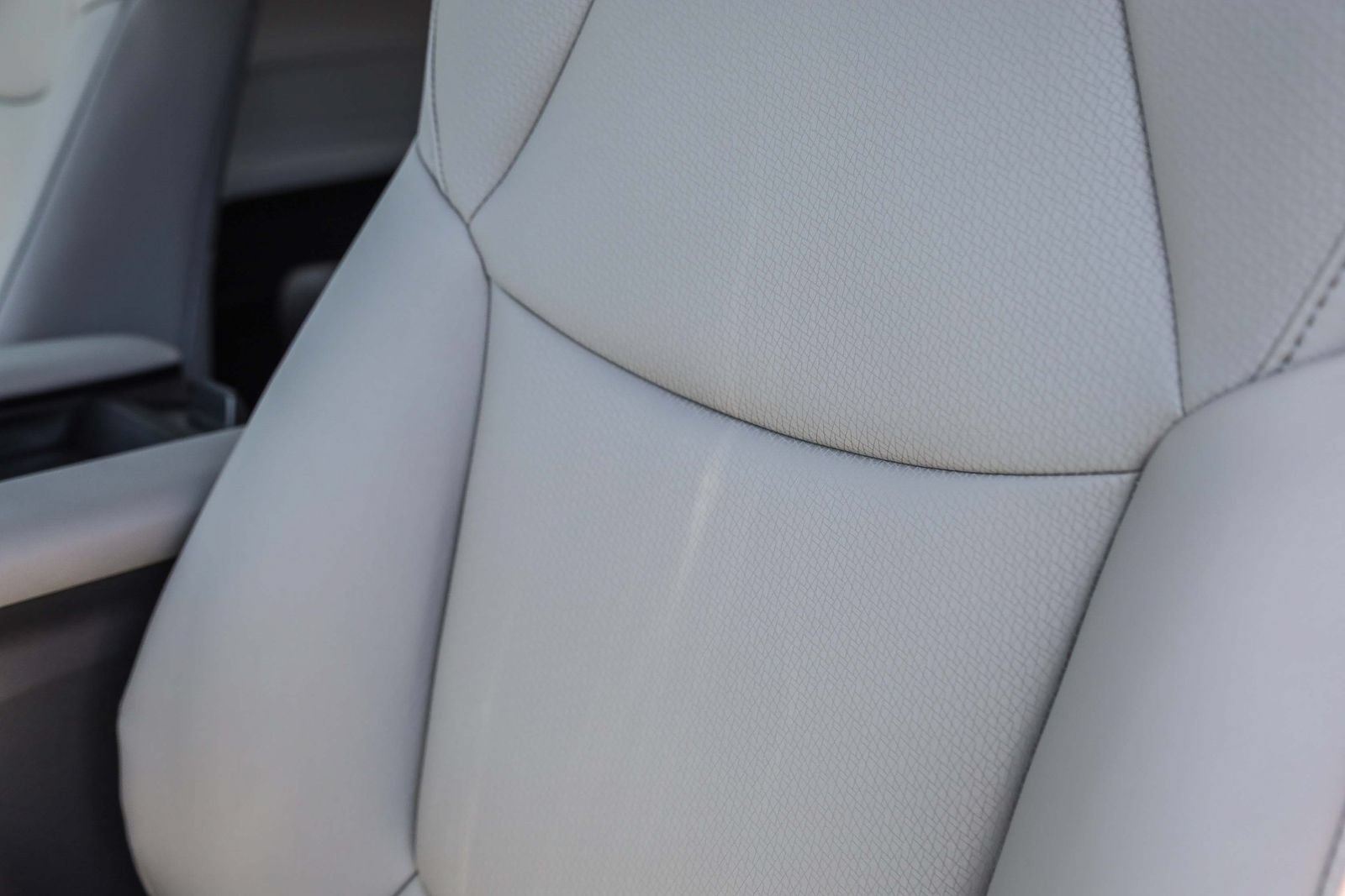 New 2026 Toyota Sienna XLE FWD image 25