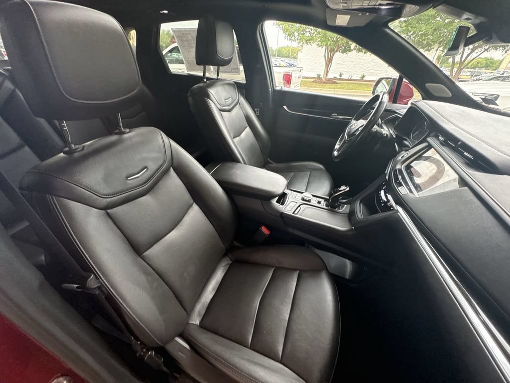 Certified 2021 Cadillac XT5 Premium Luxury AWD/4WD image 29