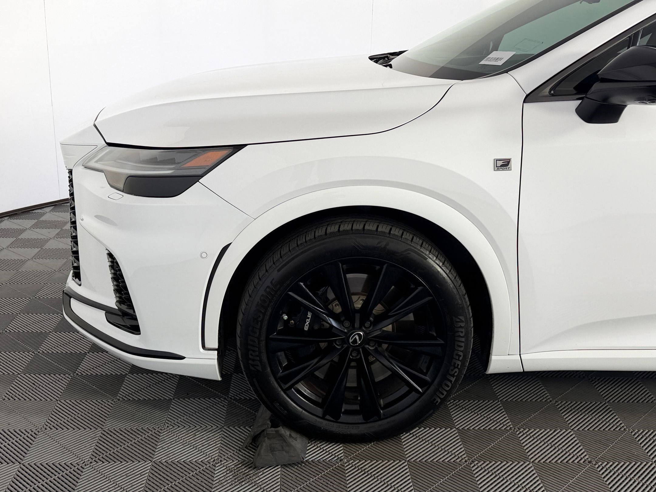 Used 2024 Lexus RX 500h F Sport w/ Convenience Package image 11