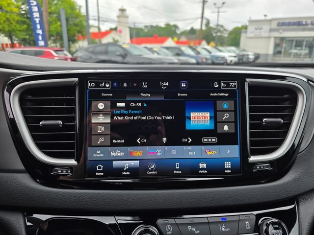New 2027 Chrysler Pacifica LX FWD image 19