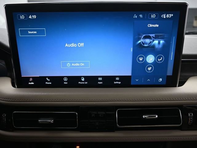 Used 2023 Lincoln Nautilus Reserve w/ Luxury Package image 11