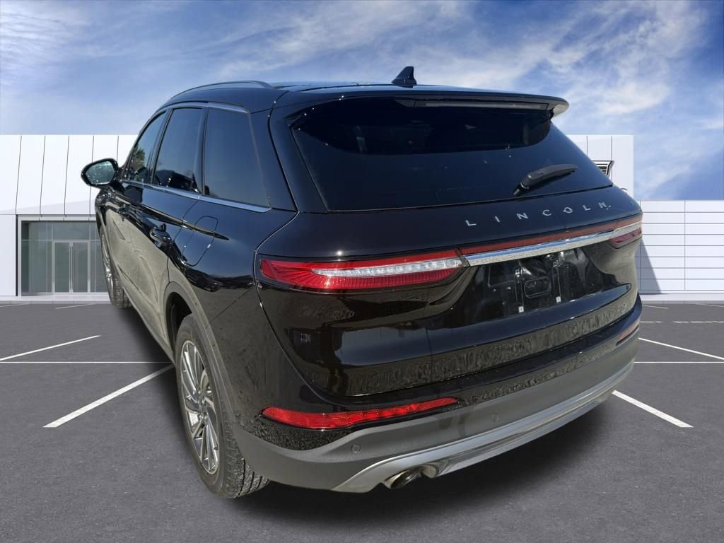 Used 2023 Lincoln Corsair Reserve w/ Equipment Group 201A image 11