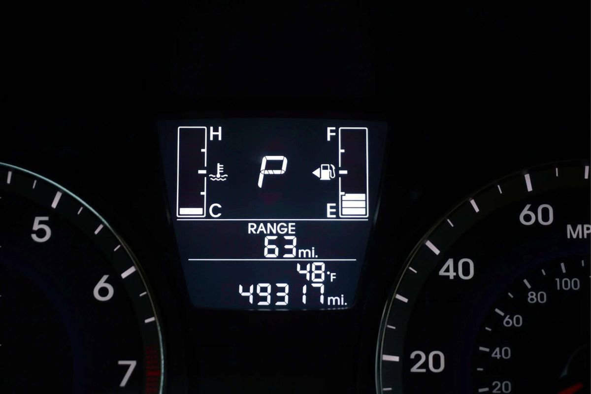 Used 2015 Hyundai Accent Sport image 26