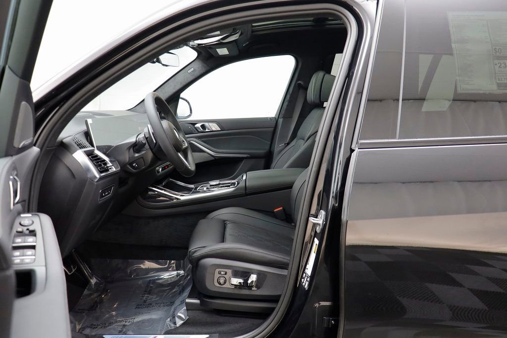 New 2026 BMW X7 xDrive40i w/ M Sport Package image 5