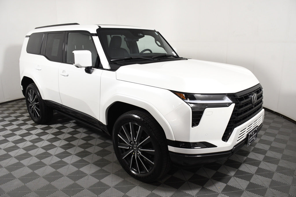 Used 2025 Lexus GX 550 w/ Cold Area Package AWD/4WD image 8