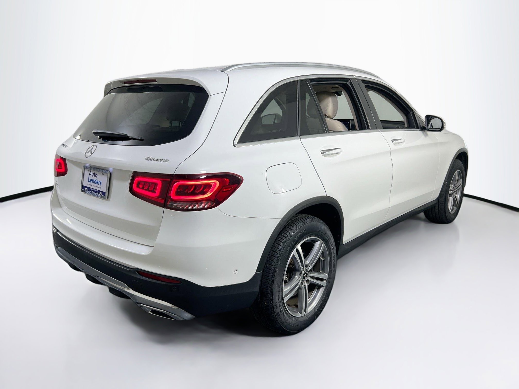 Used 2021 Mercedes-Benz GLC 300 4MATIC image 5