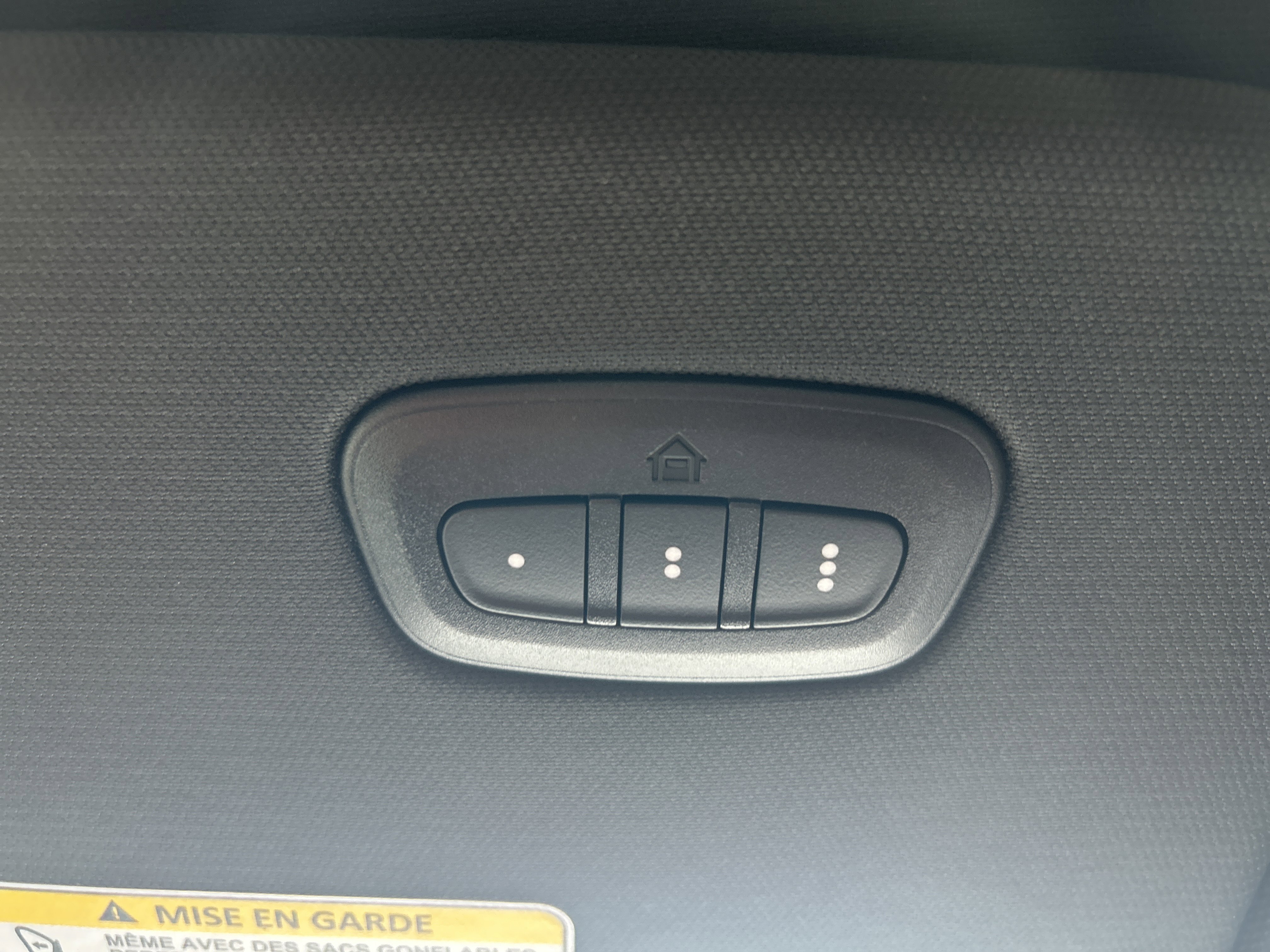 New 2026 RAM 1500 4x4 Crew Cab image 31