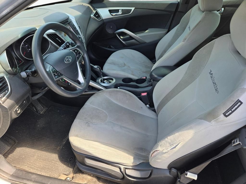 Used 2012 Hyundai Veloster FWD image 14