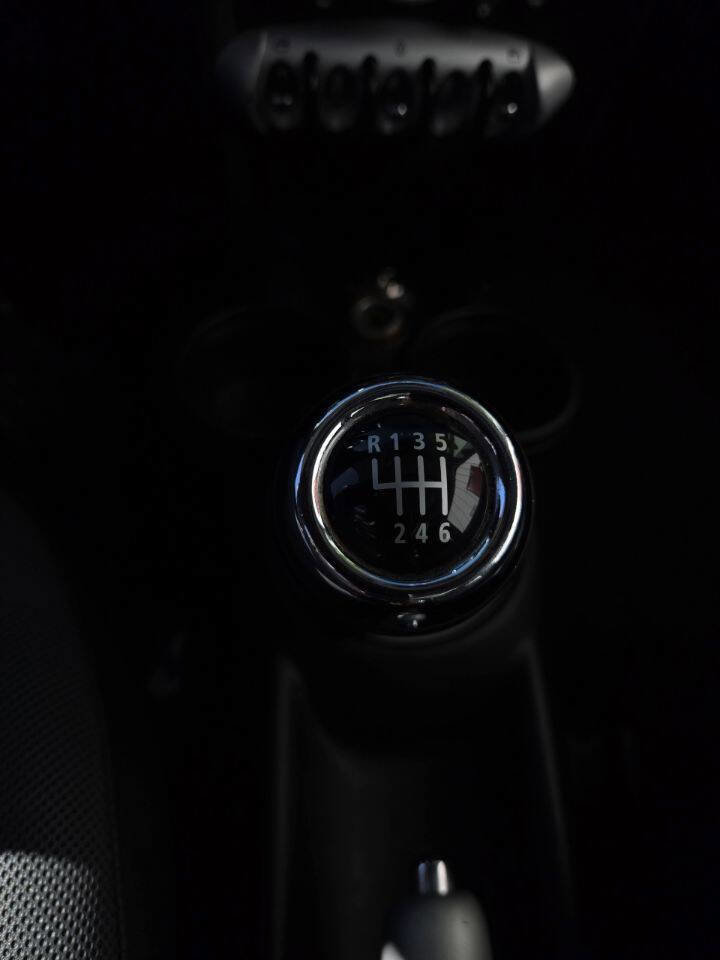 Used 2009 MINI Cooper Hardtop image 13