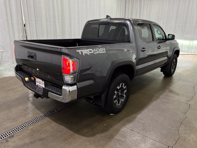 Certified 2023 Toyota Tacoma TRD Off-Road w/ Black Out Package (TMS) AWD/4WD image 5