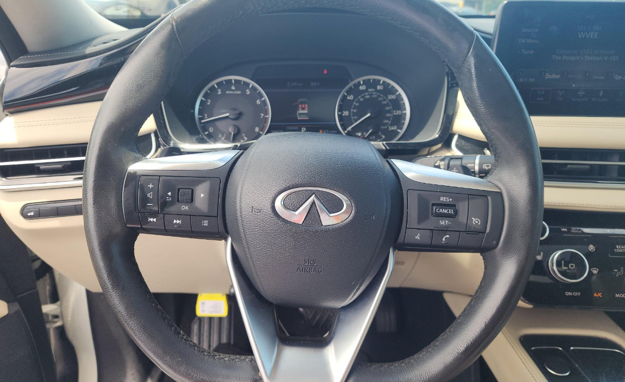 Certified 2023 INFINITI QX60 Pure FWD image 9