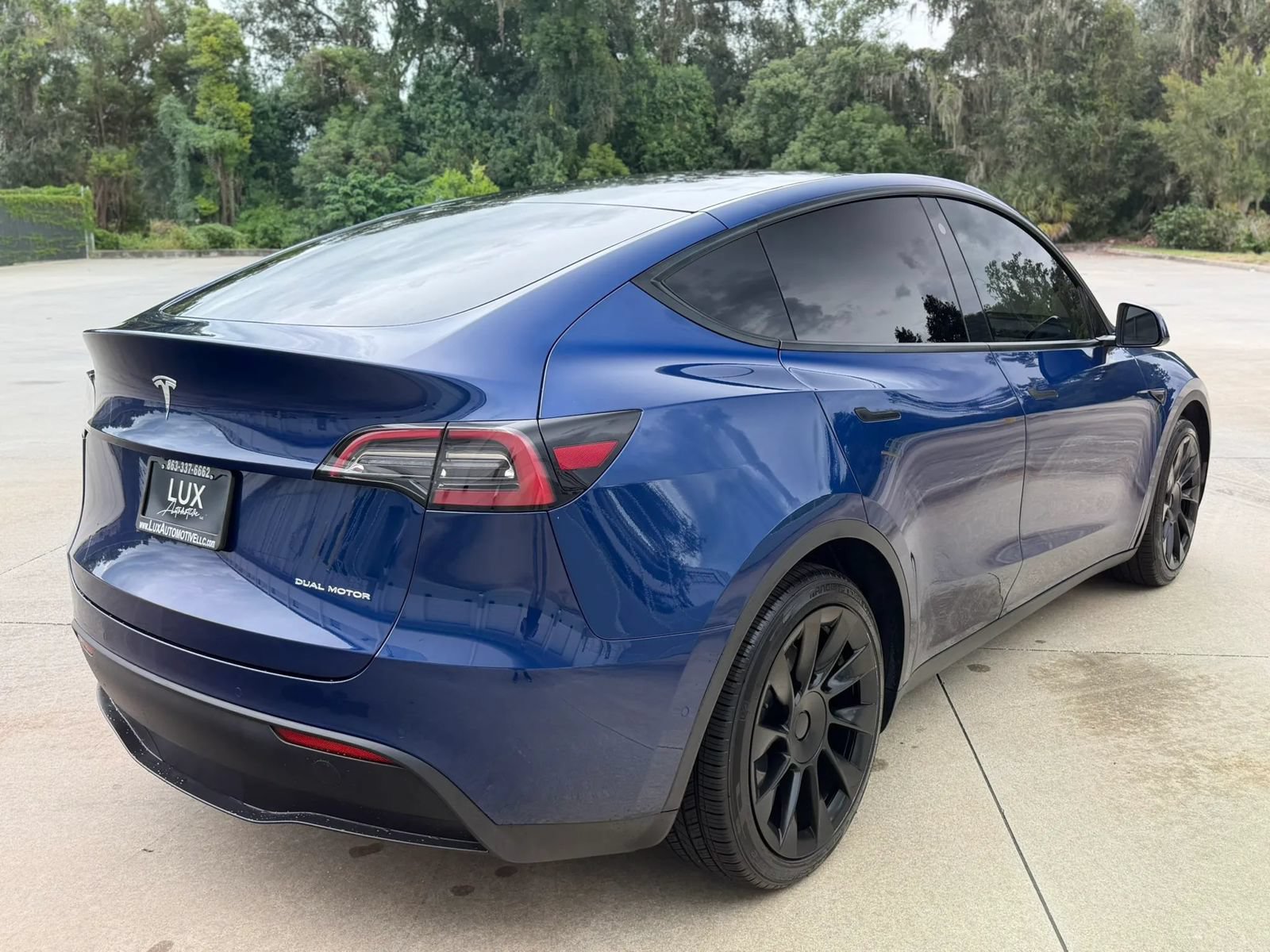 Used 2022 Tesla Model Y Long Range AWD/4WD image 6