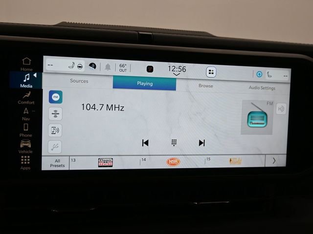 Used 2025 Jeep Wrangler Unlimited Rubicon w/ Safety Group image 17