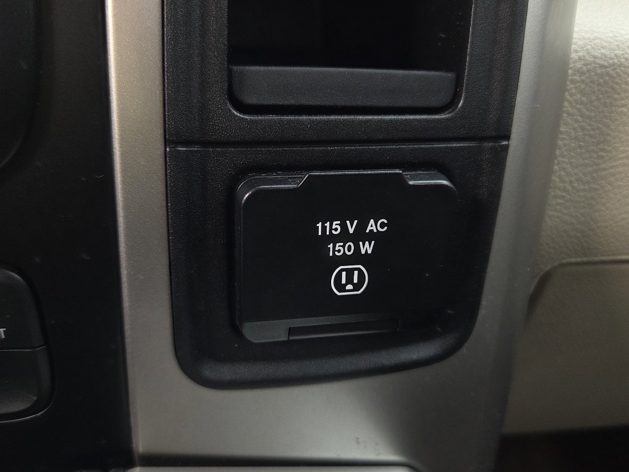 Used 2016 RAM 1500 Big Horn image 29