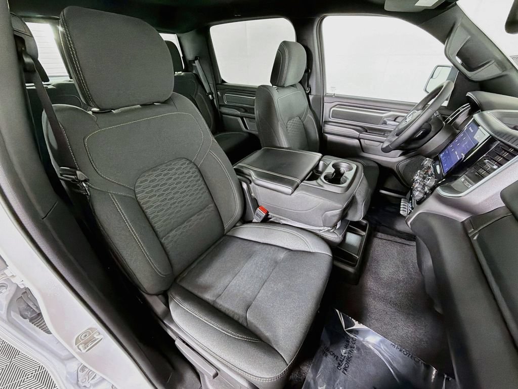 Used 2025 RAM 1500 Big Horn AWD/4WD image 26