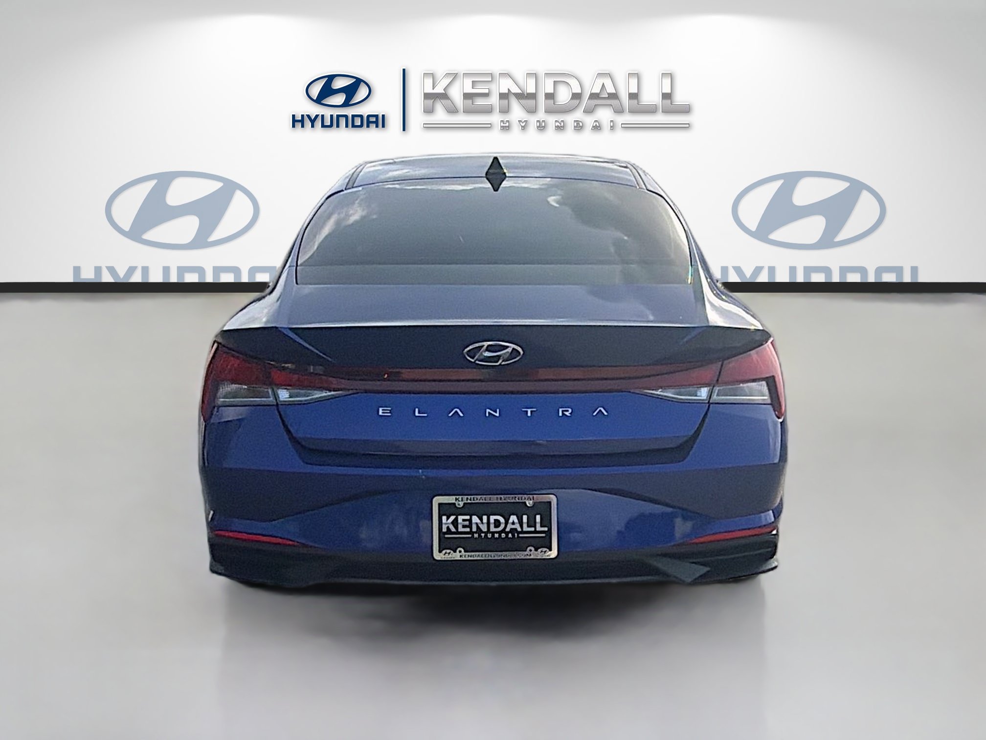 Used 2023 Hyundai Elantra SEL w/ Convenience Package FWD image 5