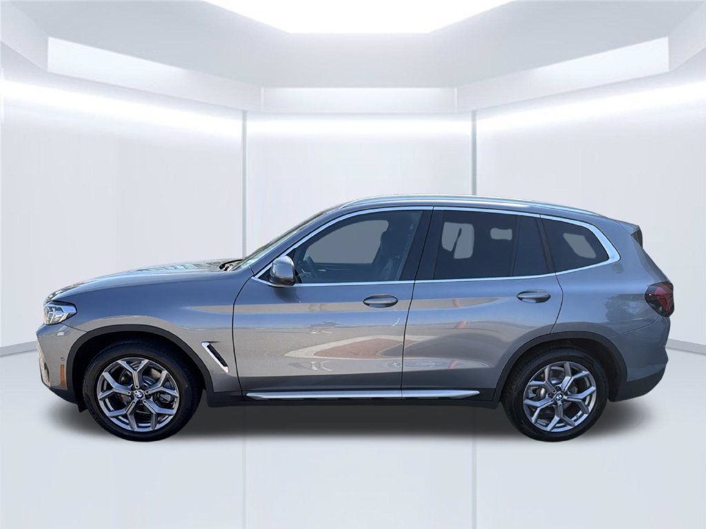 Used 2023 BMW X3 sDrive30i w/ Premium Package RWD image 3
