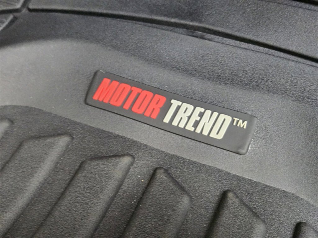 Used 2020 Chrysler Pacifica Touring-L image 24