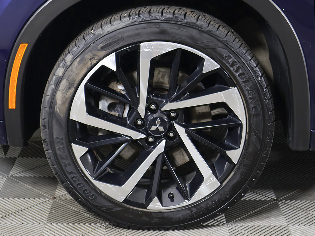 Used 2022 Mitsubishi Outlander SEL AWD/4WD image 22
