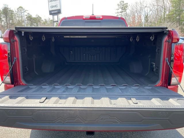 Used 2024 Chevrolet Colorado LT w/ LT Convenience Package III image 22